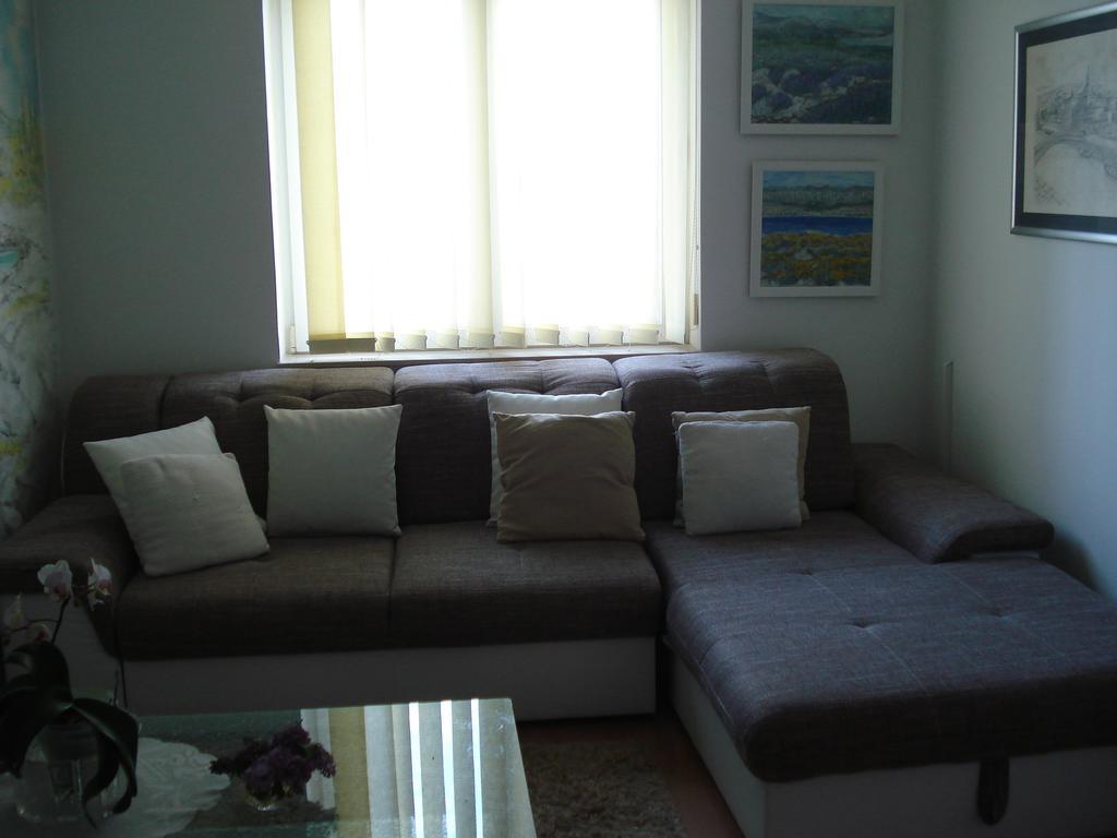 Apartment Nada ซริกเวนิซา ภายนอก รูปภาพ