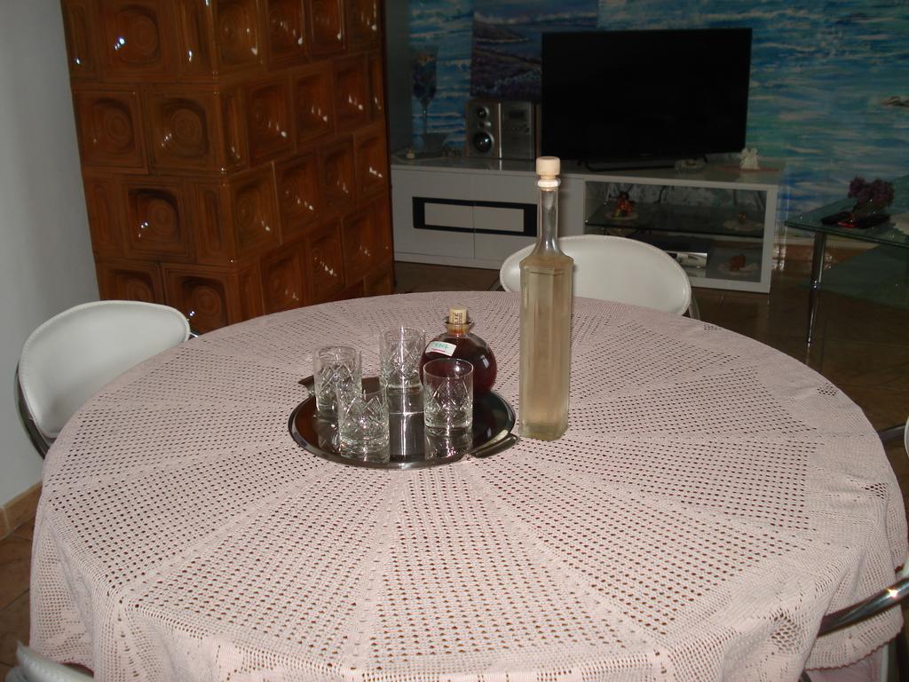 Apartment Nada ซริกเวนิซา ภายนอก รูปภาพ